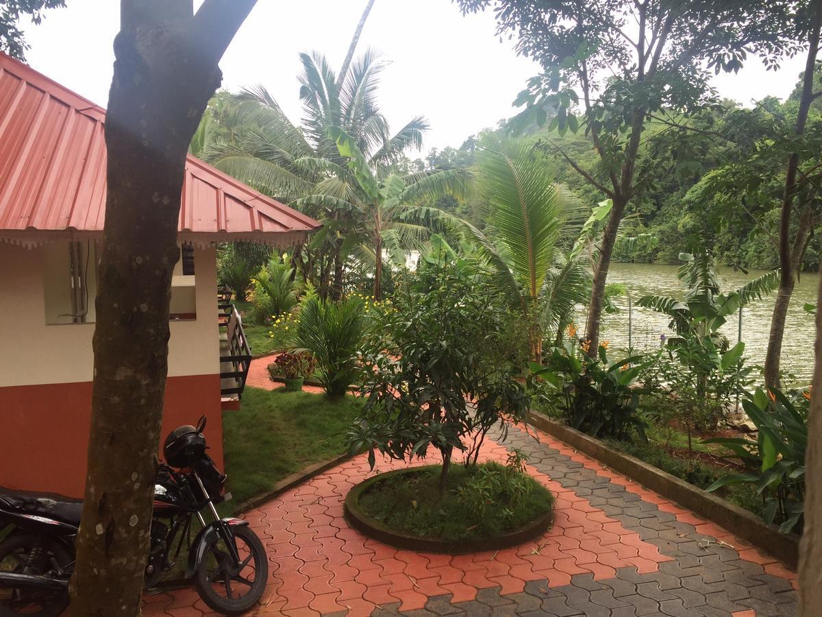 Kandamath Heritage Resort Kolattupuzha Extérieur photo